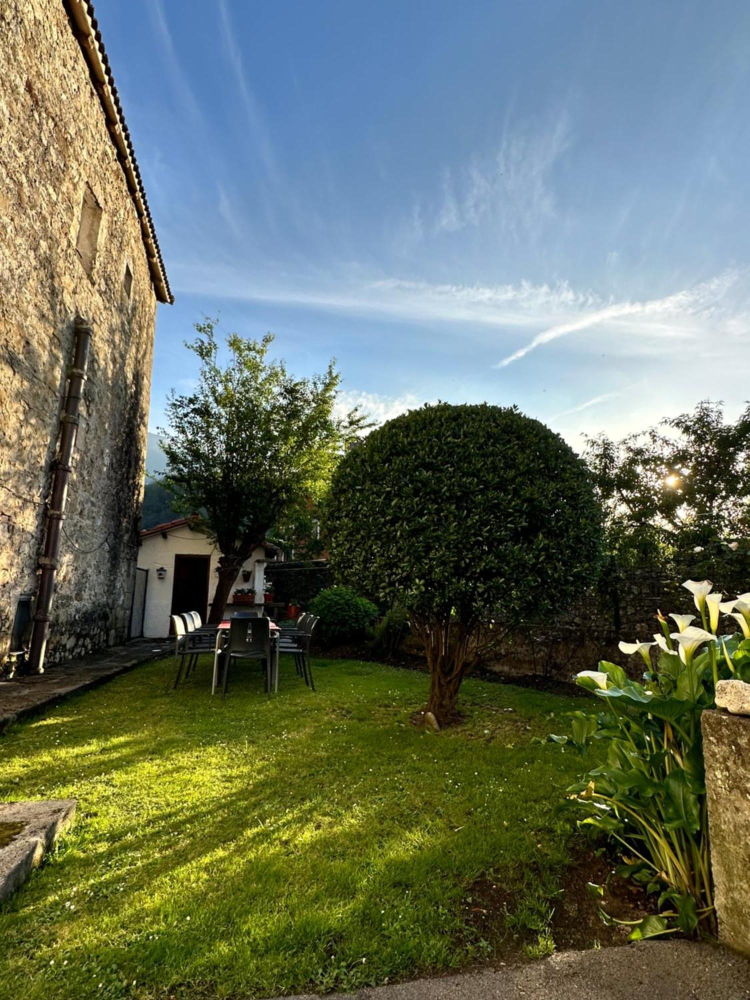 Casa Rural El Torrejon Guest House Arenas De Cabrales Exterior foto